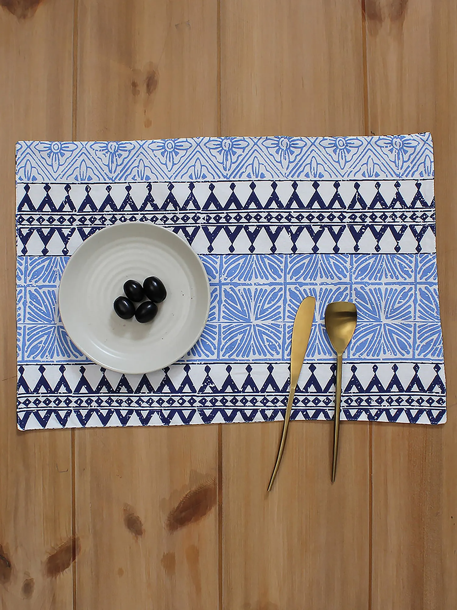 Alankaar - Set Of 2 Placemats (Blue)