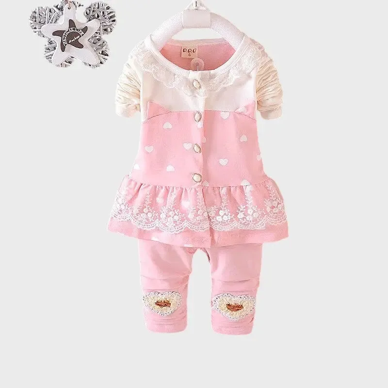 Cute and Comfortable Baby Girls Clothing Sets for Every Season