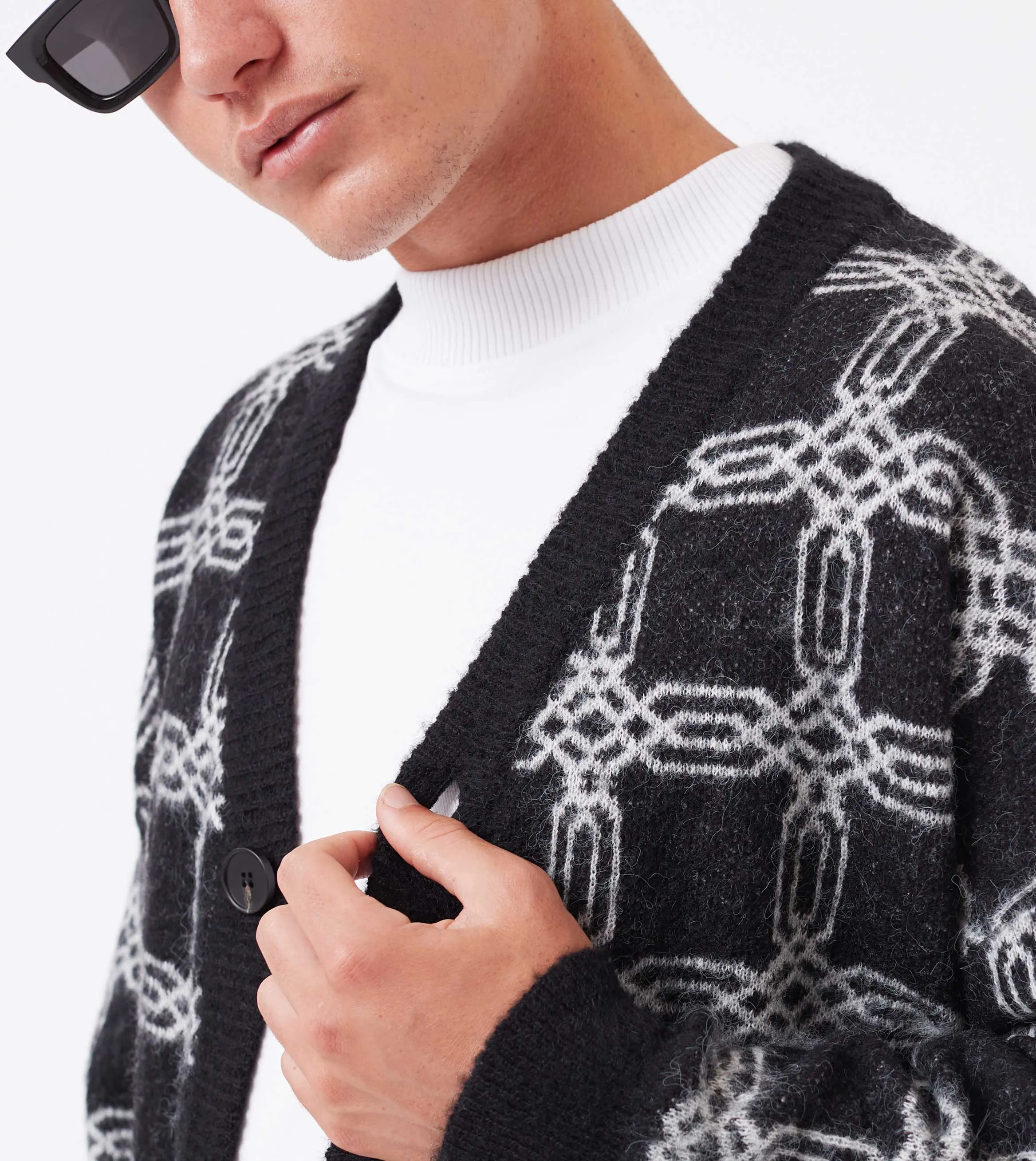 Link-Up Lowgo Cardigan Black/White