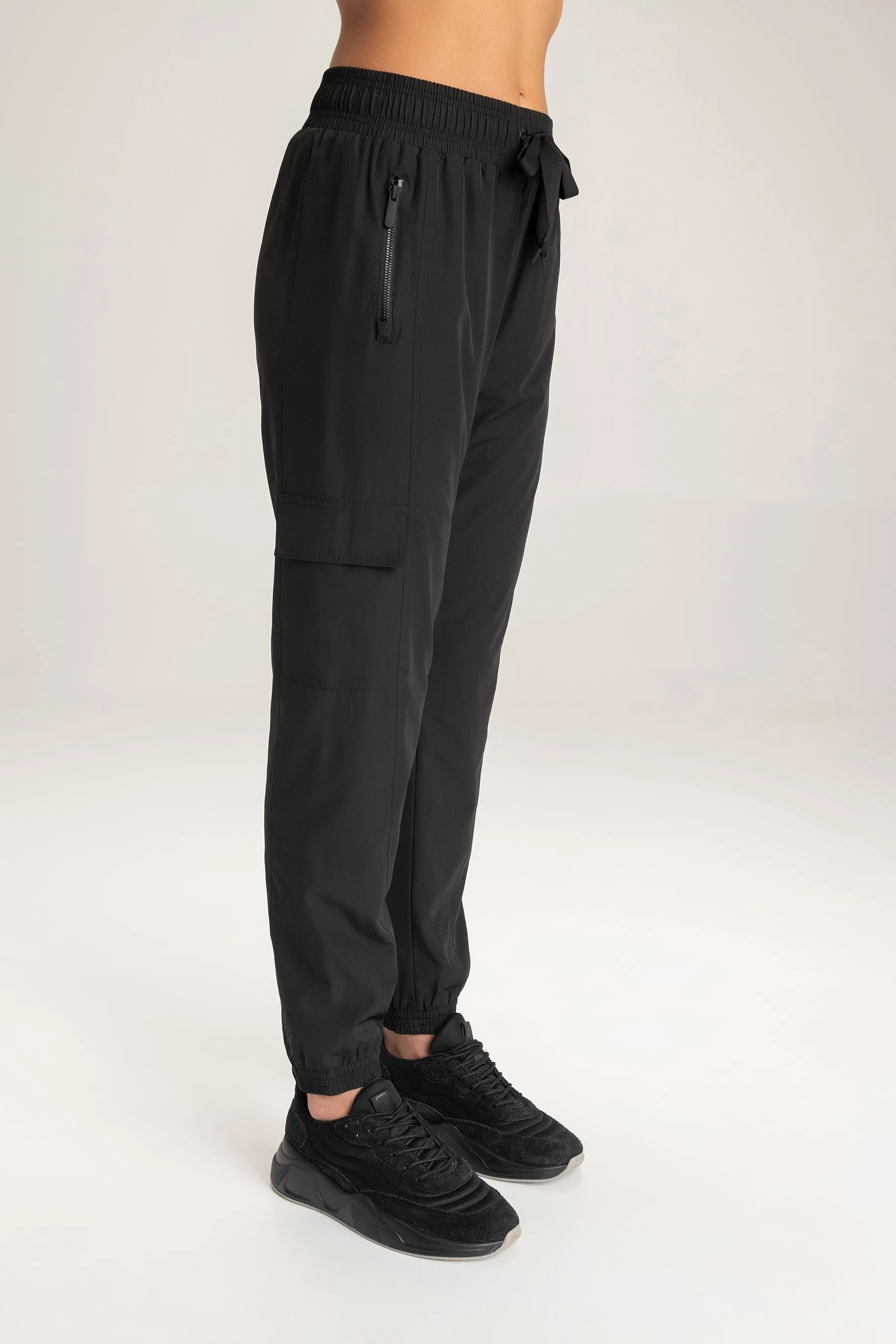 Nylon Stride Pants